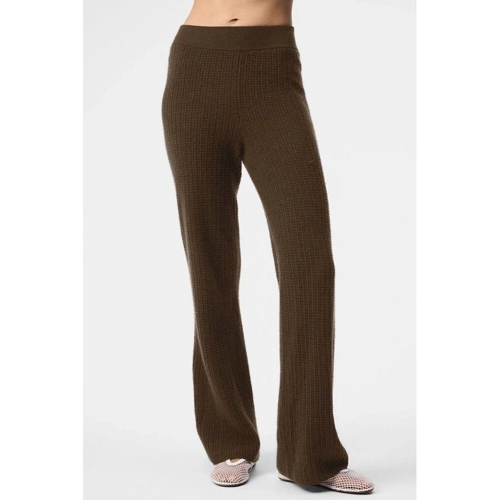 Alo Yoga Cashmere High-Waist Plush Waffle Knit Pants Sz L Espresso Brown Lounge